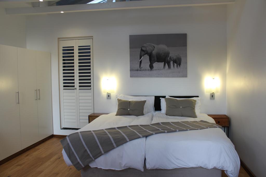 Africanhome Guesthouse Cape Town Ngoại thất bức ảnh