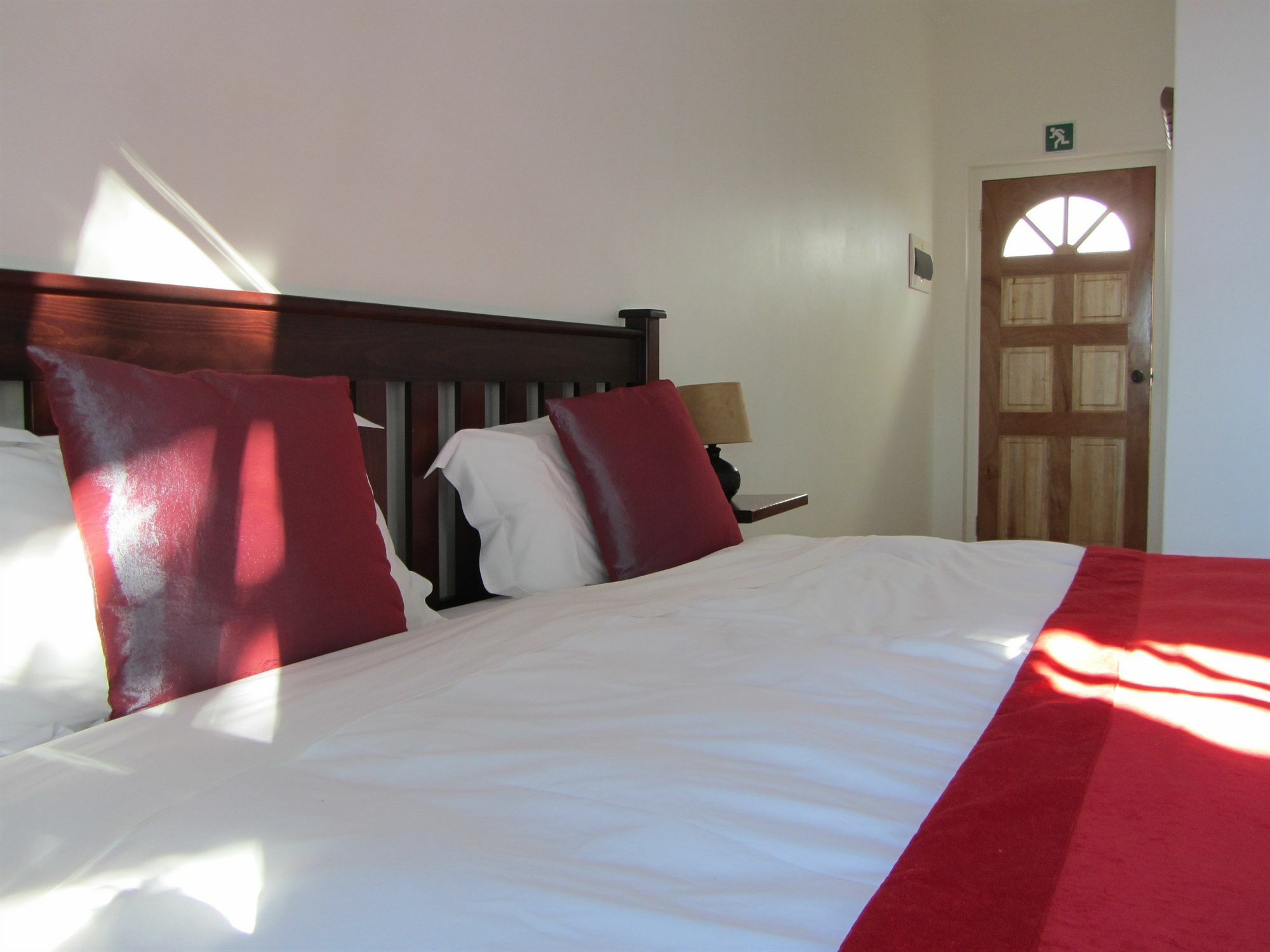 Africanhome Guesthouse Cape Town Ngoại thất bức ảnh